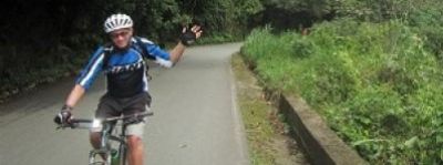 Robert Oddo Cycling on the  tour with redspokes